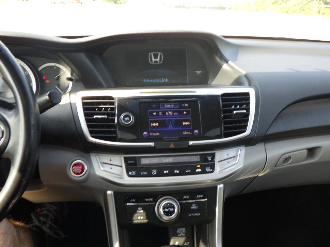 Used 2013 Honda Accord Touring image 26