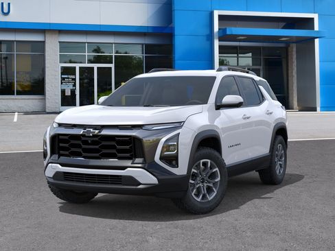 New 2026 Chevrolet Equinox ACTIV w/ Convenience Package III AWD/4WD image 30