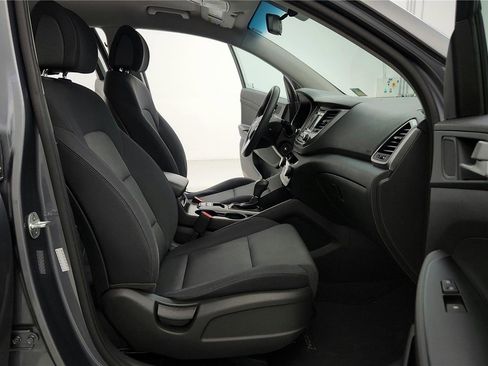 Used 2018 Hyundai Tucson SE AWD/4WD image 17