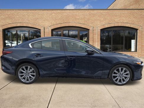 Used 2024 MAZDA MAZDA3 s image 2