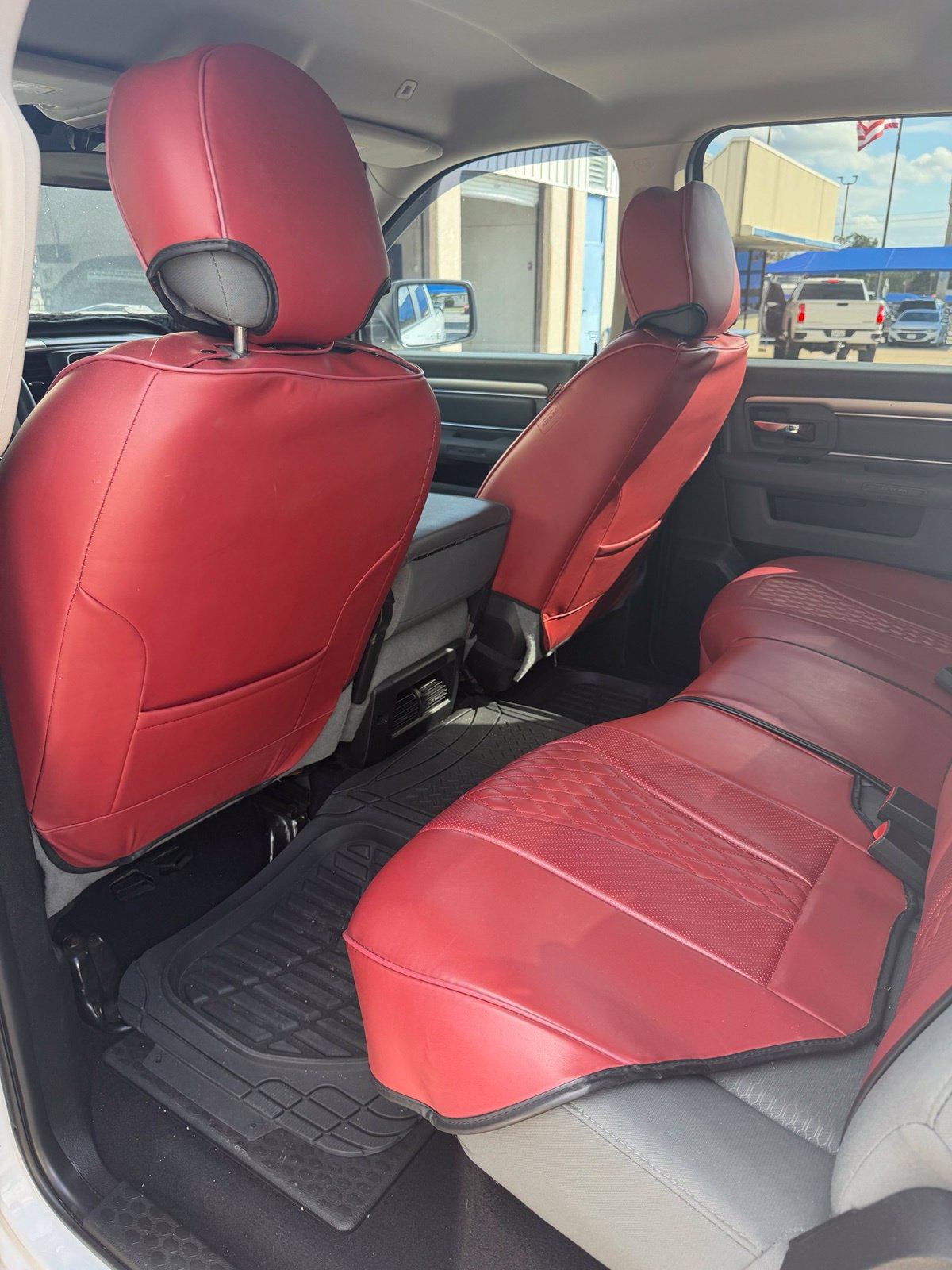 Used 2019 RAM 1500 Classic SLT RWD image 5