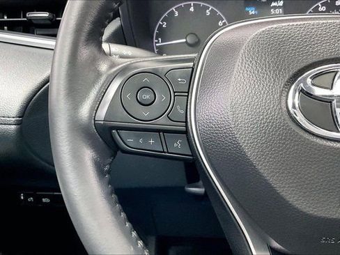 Used 2024 Toyota Corolla Cross LE w/ Moonroof Package image 21