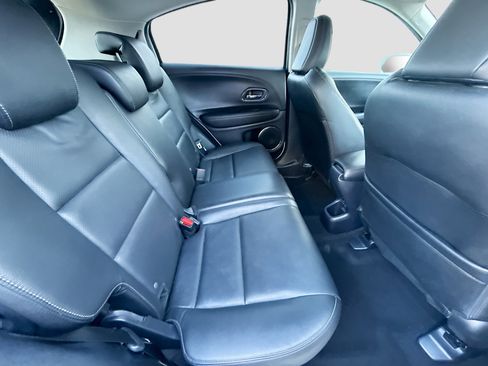 Certified 2021 Honda HR-V EX-L image 28