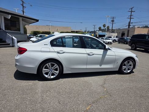 Used 2017 BMW 330e RWD image 3
