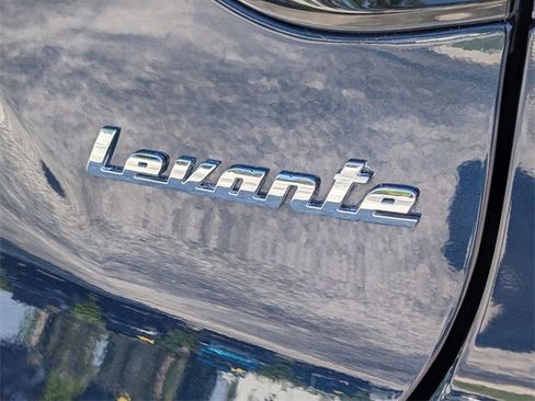 Used 2022 Maserati Levante GT image 13