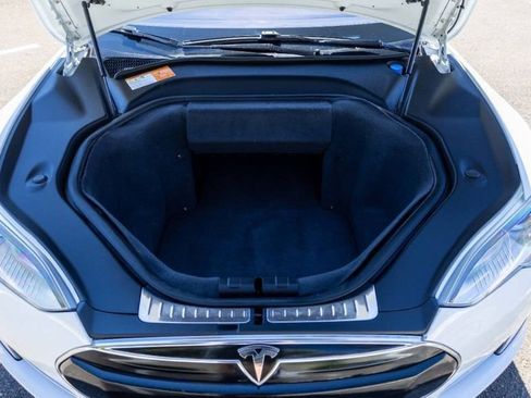 Used 2012 Tesla Model S Signature Performance image 38