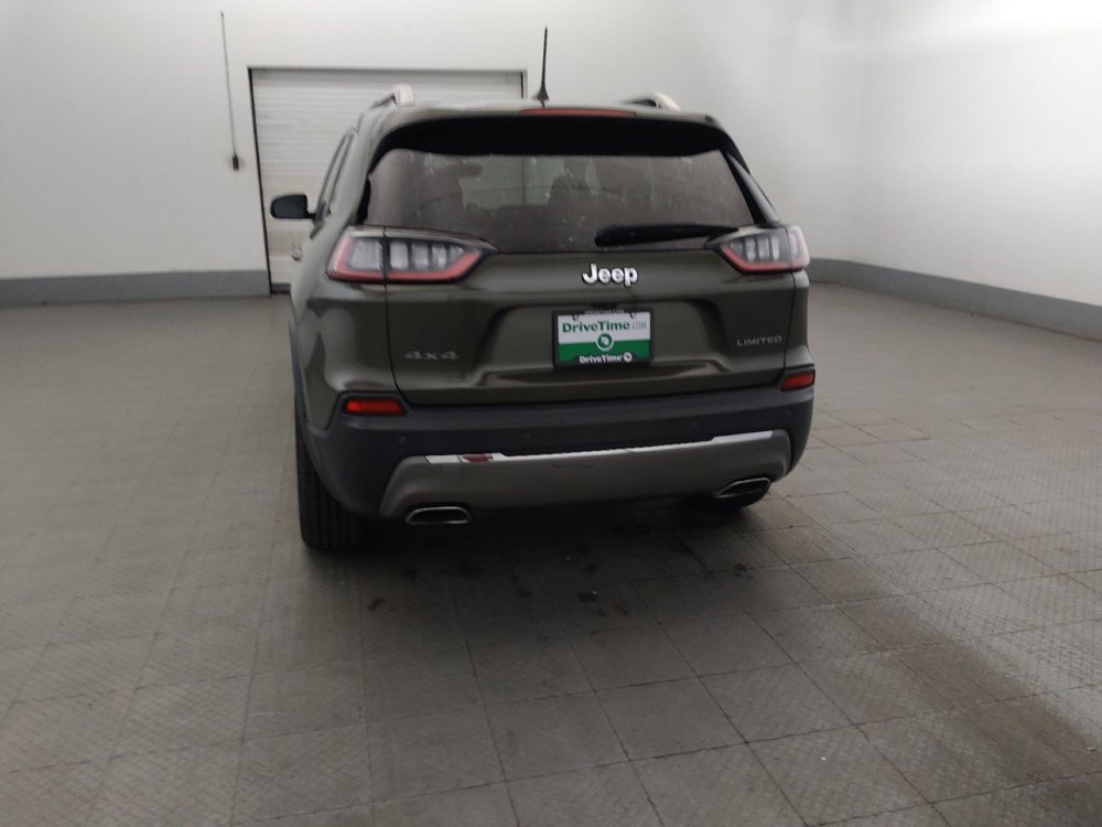 Used 2019 Jeep Cherokee Limited AWD/4WD image 6