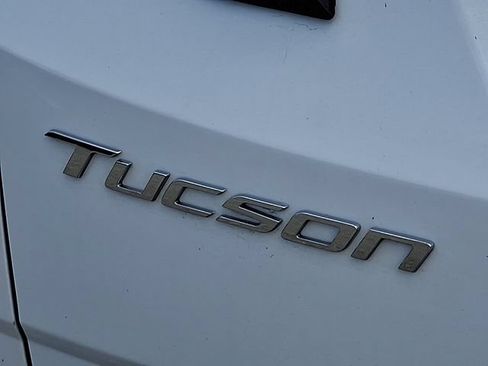 Certified 2023 Hyundai Tucson SEL w/ Convenience Package AWD/4WD image 28