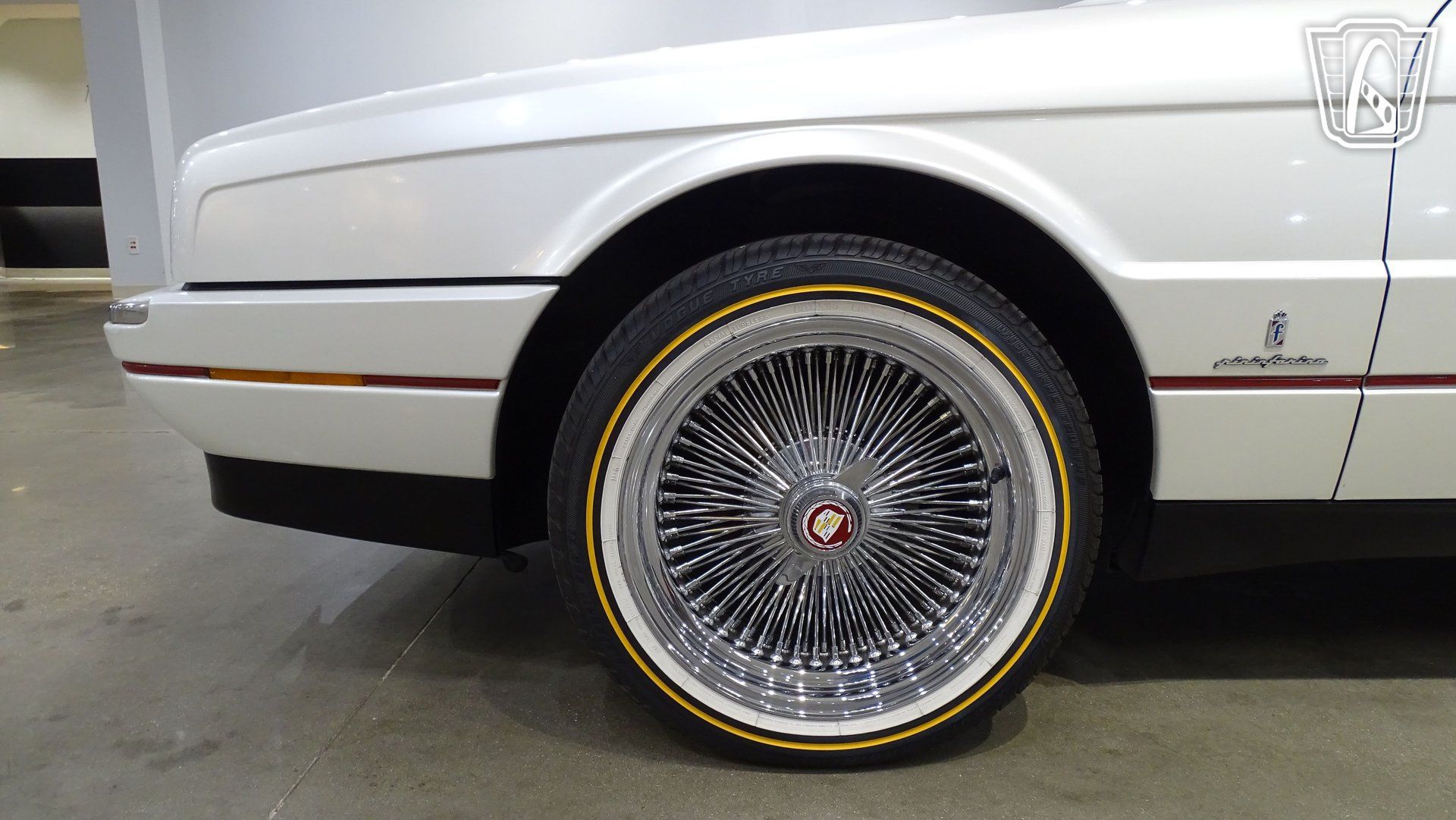 Used 1991 Cadillac Allante FWD image 29