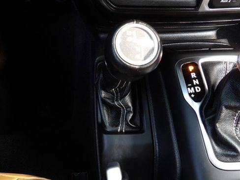 Used 2021 Jeep Gladiator Overland w/ Popular Equipment Package image 18