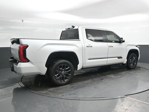 Used 2024 Toyota Tundra Platinum AWD/4WD image 2