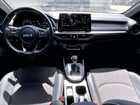 Certified 2024 Kia Forte GT-Line FWD image 15