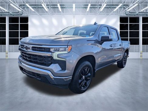 Used 2024 Chevrolet Silverado 1500 LT image 8