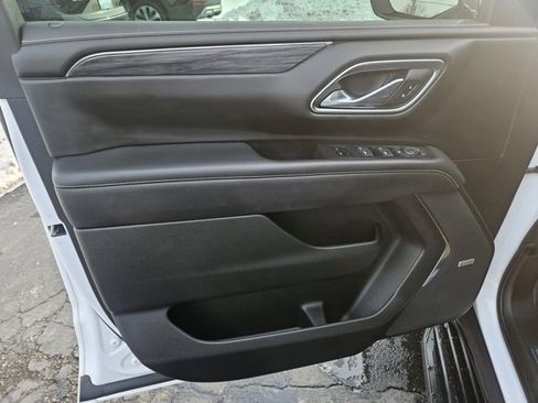 Certified 2023 GMC Yukon XL SLT image 22