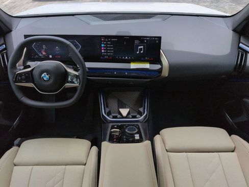 New 2025 BMW X3 xDrive30i w/ Convenience Package AWD/4WD image 15