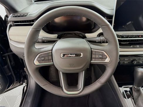 Used 2025 Jeep Compass Limited w/ Elite Group image 12