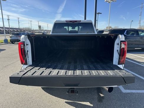 Used 2025 GMC Sierra 3500 Denali Ultimate image 21