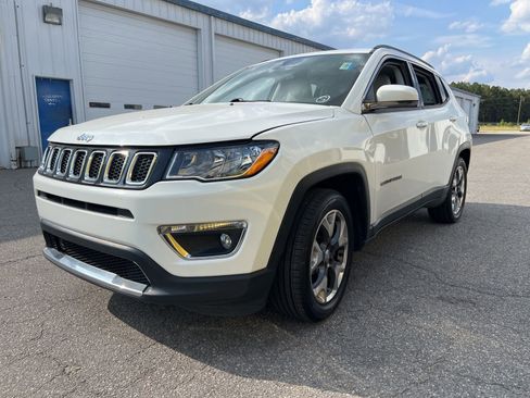 Used 2021 Jeep Compass Limited FWD image 1