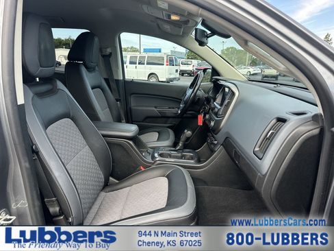 Used 2020 Chevrolet Colorado Z71 AWD/4WD image 21