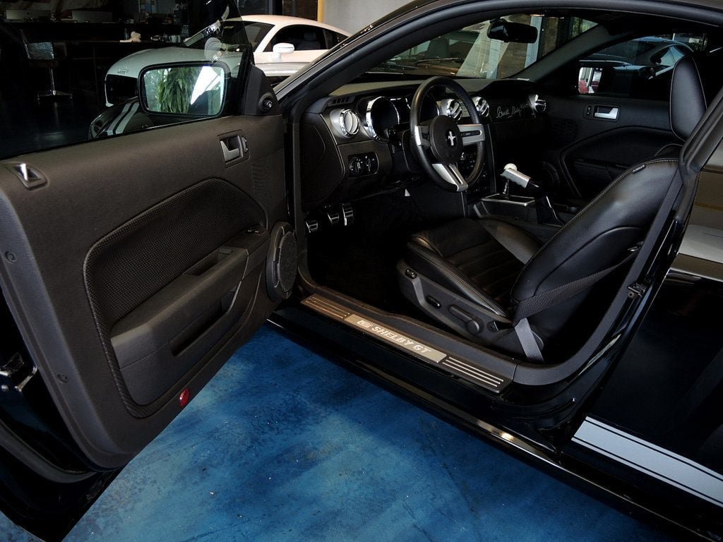 Used 2007 Ford Mustang GT Premium RWD image 12