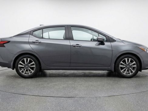 Used 2025 Nissan Versa SV FWD image 11