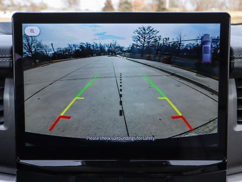 Used 2022 Ford Expedition Max XLT image 7