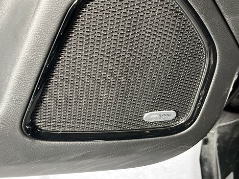 Used 2022 Jeep Compass Limited w/ Elite Group image 19