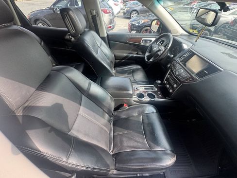 Used 2015 Nissan Pathfinder Platinum w/ Cargo Package FWD image 36