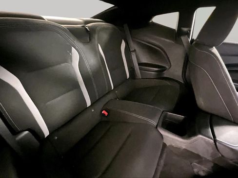Used 2023 Chevrolet Camaro LT w/ Technology Package RWD image 19
