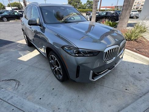 Used 2026 BMW X5 sDrive40i w/ Premium Package RWD image 3