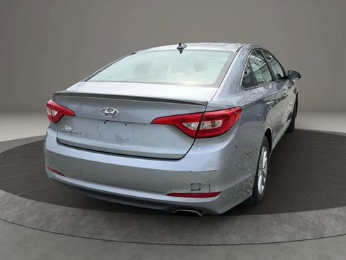 Used 2016 Hyundai Sonata SE FWD image 11