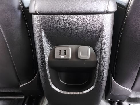 Used 2021 GMC Canyon Denali AWD/4WD image 34