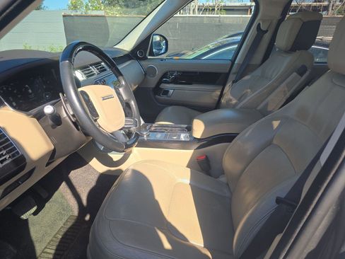 Used 2020 Land Rover Range Rover Long Wheelbase HSE image 9