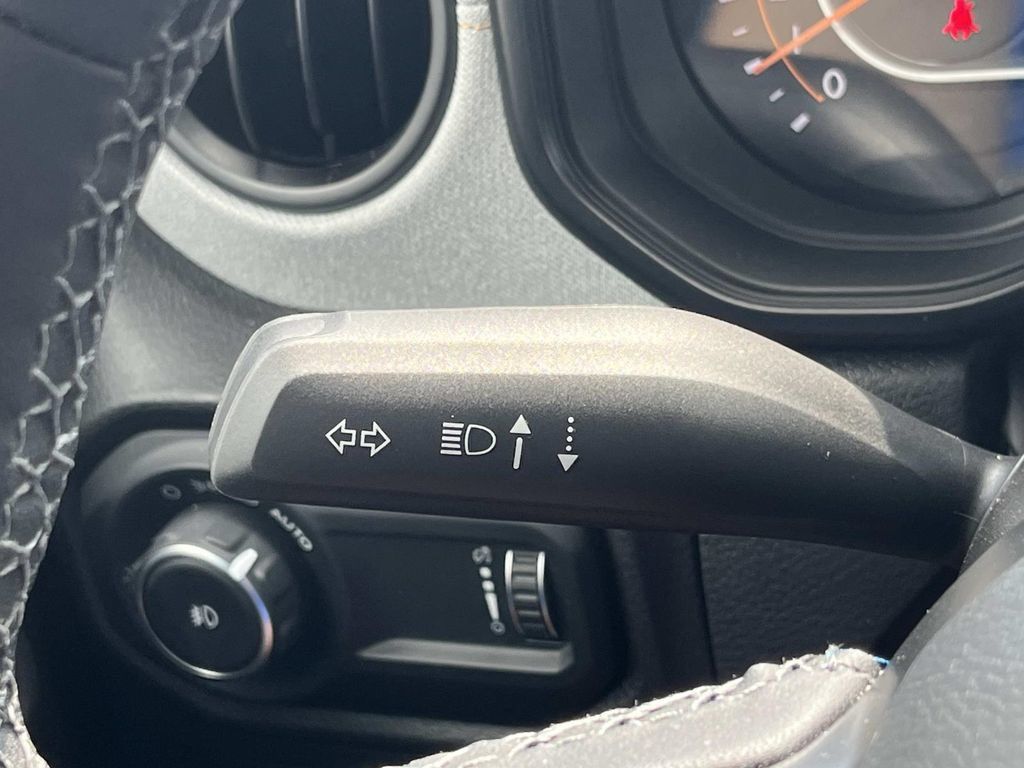 Used 2026 Jeep Wrangler Unlimited Sport AWD/4WD image 37