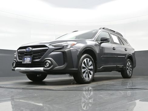 Used 2023 Subaru Outback Limited AWD/4WD image 29