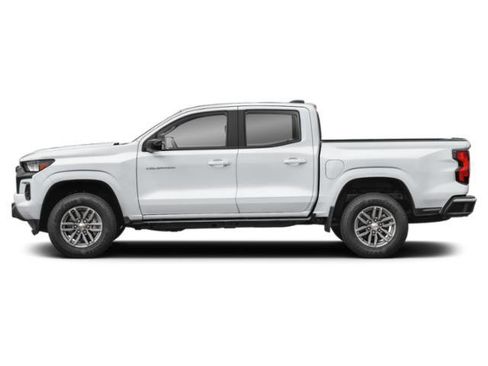 Certified 2024 Chevrolet Colorado LT w/ LT Convenience Package II AWD/4WD image 6
