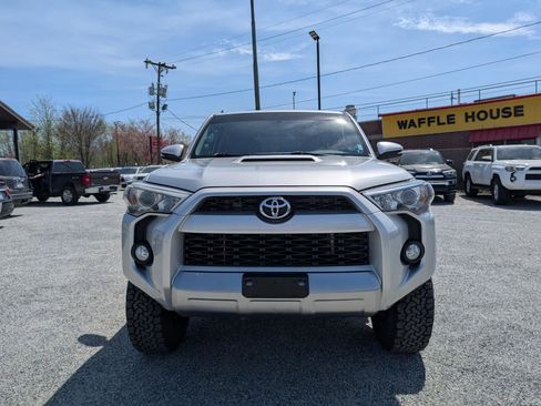 Used 2019 Toyota 4Runner TRD Off-Road Premium image 2