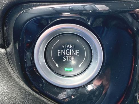 Used 2024 Chevrolet Silverado 1500 LTZ w/ Technology Package image 10