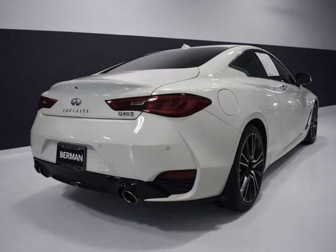 Used 2018 INFINITI Q60 3.0t Sport w/ Sensory Package 3.0T Sport image 14