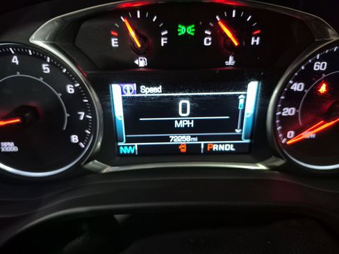 Used 2017 GMC Acadia SLT AWD/4WD image 13