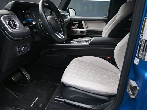 Used 2025 Mercedes-Benz G 63 AMG 4MATIC image 17