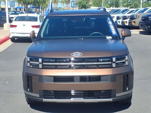 Used 2025 Hyundai Santa Fe Limited image 2