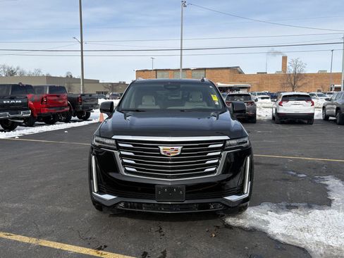 Used 2022 Cadillac Escalade Premium Luxury Platinum image 23