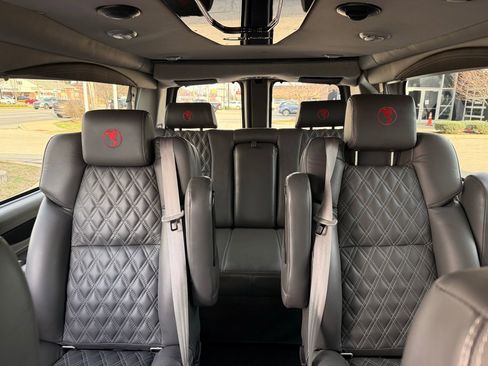Used 2023 Chevrolet Express 2500 Extended RWD image 34
