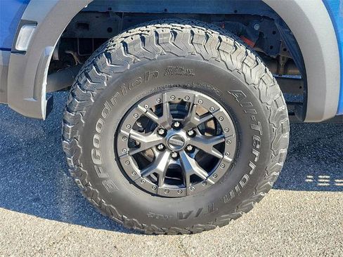 Certified 2022 Ford F150 Raptor w/ Raptor 37 Performance Package image 5