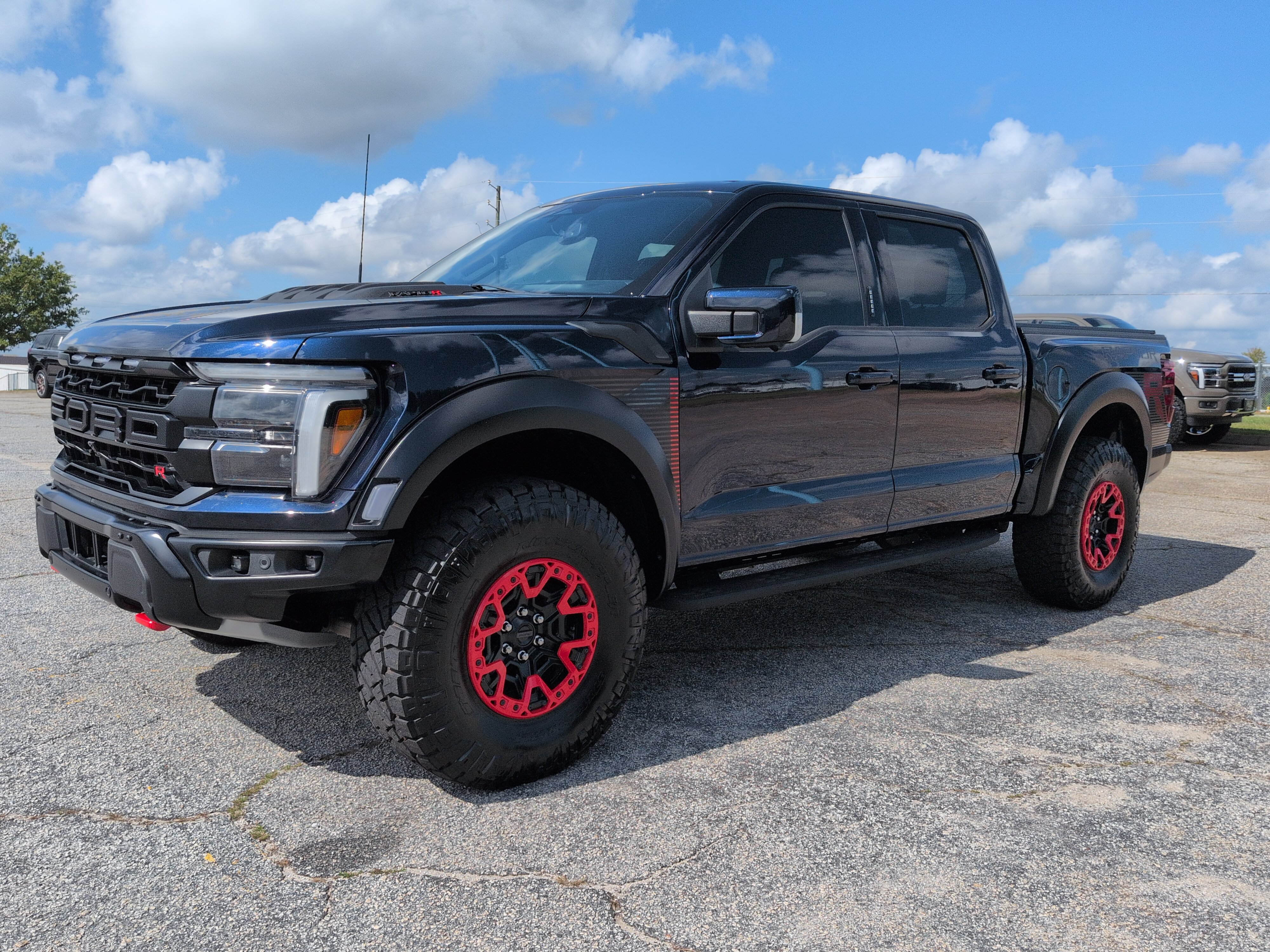 Used 2024 Ford F150 Raptor w/ Equipment Group 803A Raptor R AWD/4WD image 6