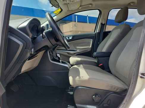 Used 2018 Ford EcoSport SE w/ SE Convenience Package FWD image 9