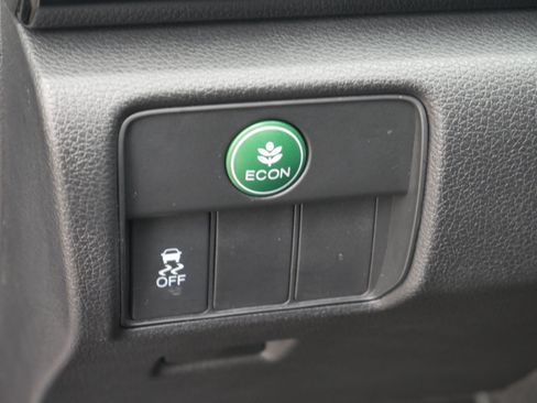 Used 2016 Honda Accord LX image 5