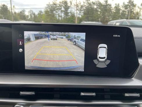 Used 2024 Kia Telluride LX FWD image 17
