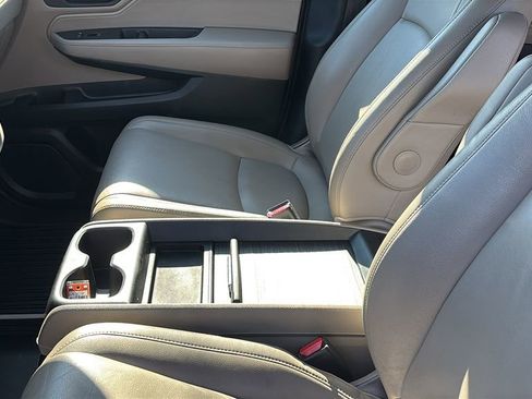 Used 2019 Honda Odyssey EX-L image 24